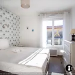 Air-conditioned With Pool Garage In A Luxury Vakantiehuis Nice